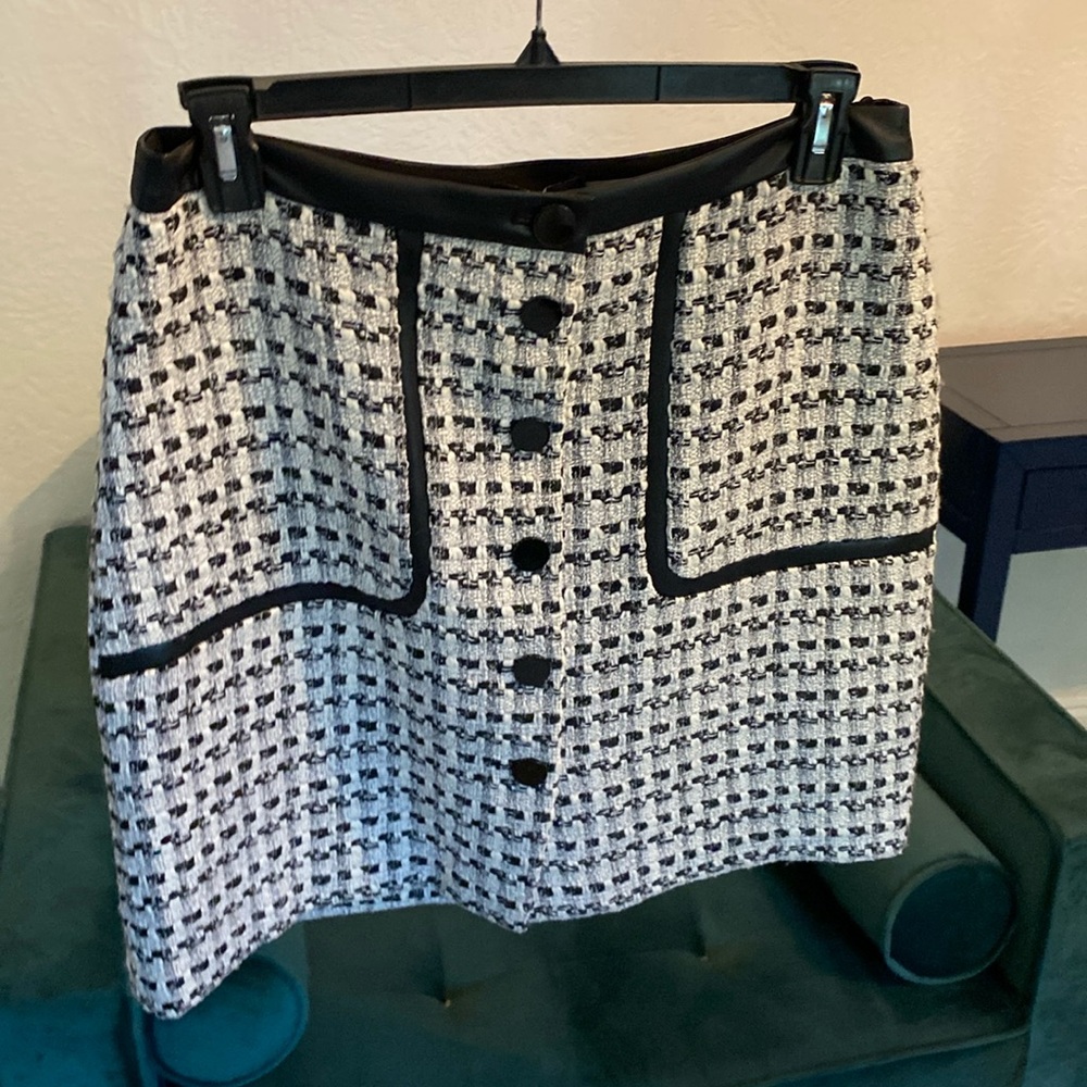 Karl Lagerfield Skirt